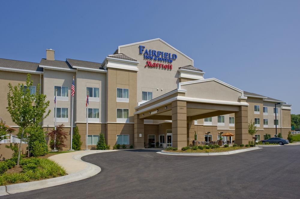 Fairfield Inn & Suites Columbus Exterior photo