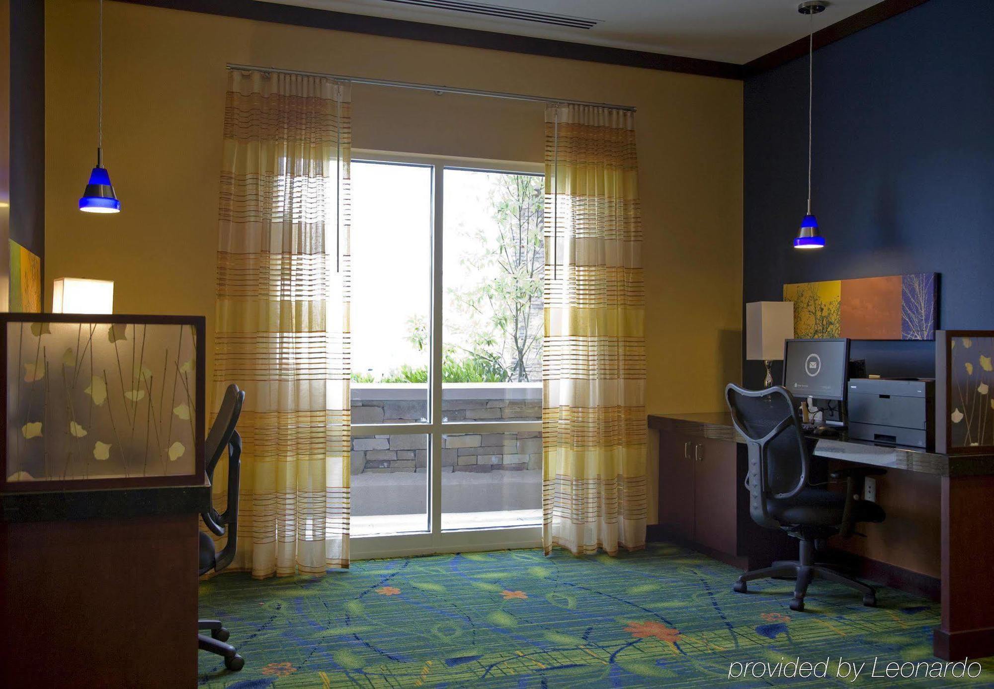 Fairfield Inn & Suites Columbus Exterior photo